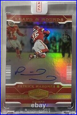 2020-21 Panini Plates And Patches Leaps And Bounds Auto /50 Patrick Mahomes KC
