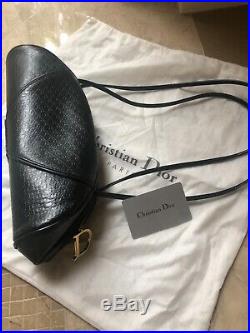 Chiristian dior bag authentic black with Dior stamp leather. Mint condition