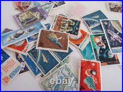 Large Lot Worldwide Stamp Collection, 100's of stamps