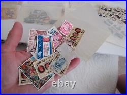 Large Lot Worldwide Stamp Collection, 100's of stamps