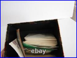 Large Lot Worldwide Stamp Collection, 100's of stamps