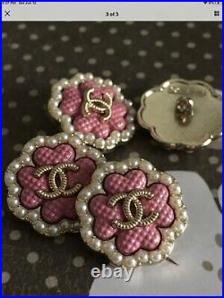 Lot12 whit pink black gold tone Metal Chanel Stamped 22mm