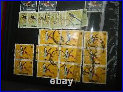 SINGAPORE 1970s STAMPS COLLECTION IN LARGE S/BOOK MINT & USED