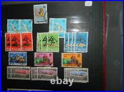 SINGAPORE 1970s STAMPS COLLECTION IN LARGE S/BOOK MINT & USED