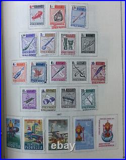 Scott International Postage Stamp Album Part VI A With 1600+ Stamps